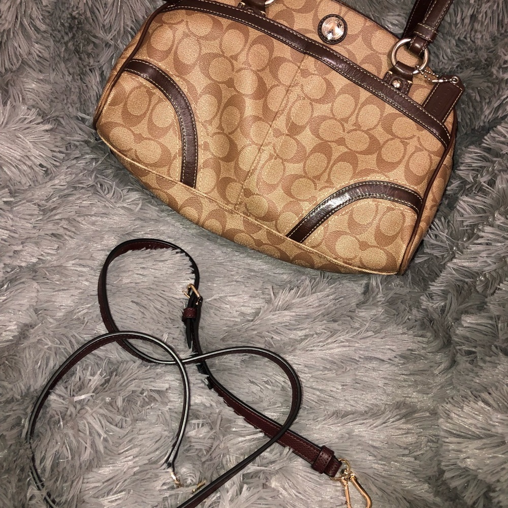 Tan Coach HandBag - Picture 7 of 7